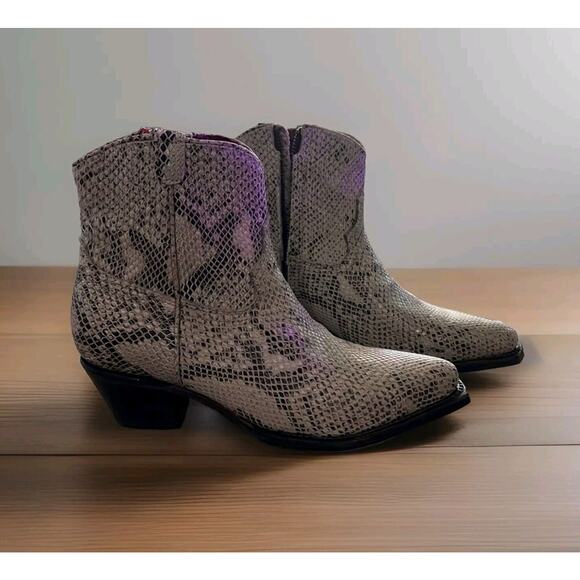 Freebird by Steven Size 7 Boots Miramar Snak  Leather Buckle Pointed Toe - Picture 5 of 9